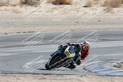media/Nov-01-2025-CVMA (Sat) [[fc0f7531b8]]/Race 9-Amateur Supersport Middleweight/